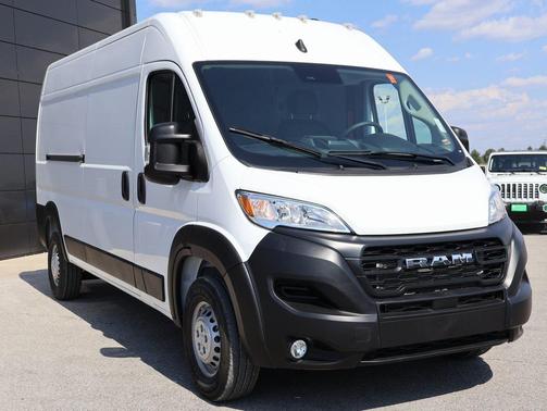 2025 RAM ProMaster 2500 Tradesman
