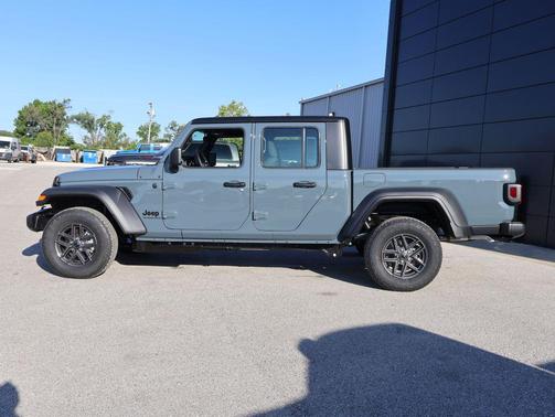 Anvil Clearcoat 2026 Jeep Gladiator Sport