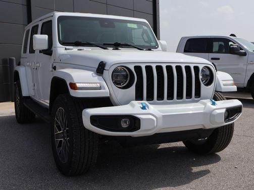 Bright White Clearcoat 2022 Jeep Wrangler Unlimited 4xe Sahara High Altitude