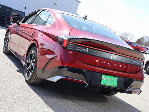 2025 Hyundai SONATA SEL