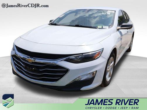 Summit White 2022 Chevrolet Malibu 1LS
