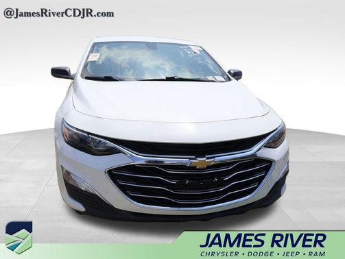 Summit White 2022 Chevrolet Malibu 1LS