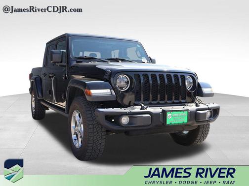 Black Clearcoat 2021 Jeep Gladiator Freedom 4x4