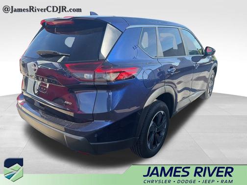 Deep Ocean Blue 2025 Nissan Rogue SV