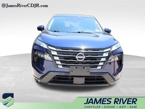 Deep Ocean Blue 2025 Nissan Rogue SV