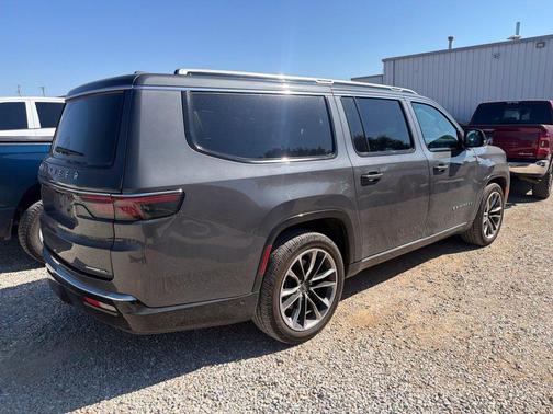 Baltic Gray Metallic Clearcoat 2023 Jeep Wagoneer L Series III 4x4