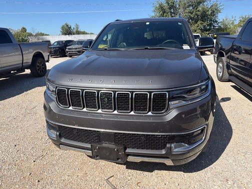 Baltic Gray Metallic Clearcoat 2023 Jeep Wagoneer L Series III 4x4