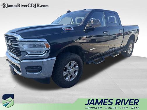 Diamond Black Crystal Pearlcoat 2019 RAM 2500 Big Horn Crew Cab 4x4 6'4' Box