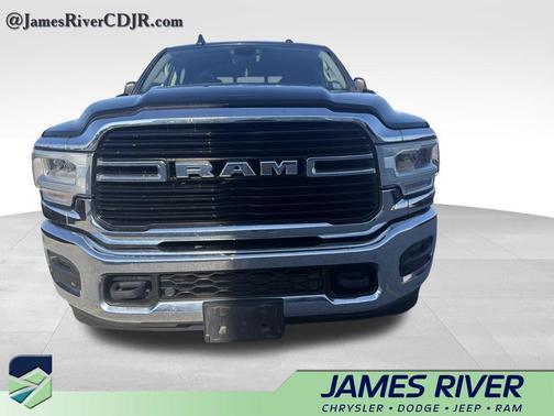 Diamond Black Crystal Pearlcoat 2019 RAM 2500 Big Horn Crew Cab 4x4 6'4' Box