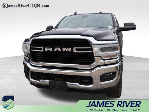 Diamond Black Crystal Pearlcoat 2019 RAM 2500 Big Horn Crew Cab 4x4 6'4' Box