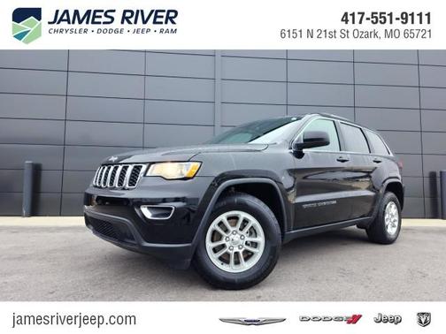 Photo 1 of 46 of 2019 Jeep Grand Cherokee Laredo E
