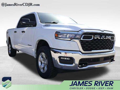 Bright White Clearcoat 2025 RAM 1500 Big Horn/Lone Star