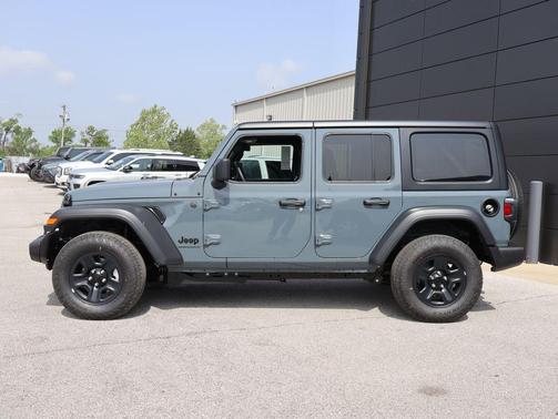 Anvil Clearcoat 2026 Jeep Wrangler Sport