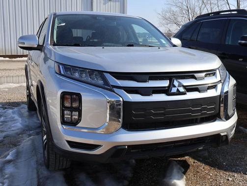 2024 Mitsubishi Outlander Sport SE