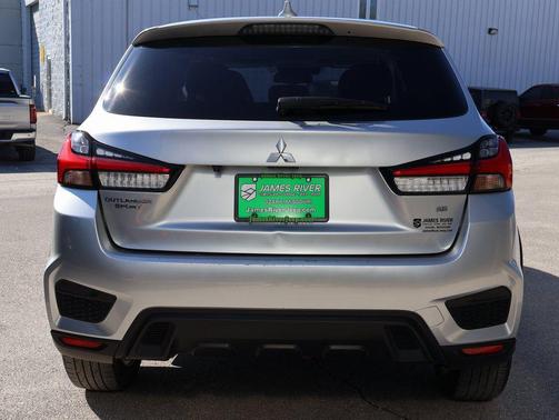 2024 Mitsubishi Outlander Sport SE