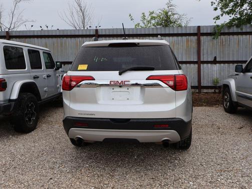 Quicksilver Metallic 2019 GMC Acadia SLT-1
