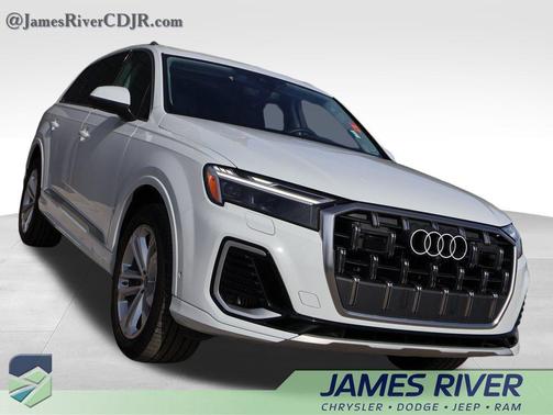 2025 Audi Q7 55 Premium Plus