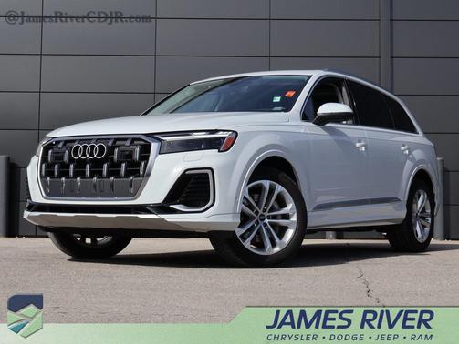 2025 Audi Q7 55 Premium Plus