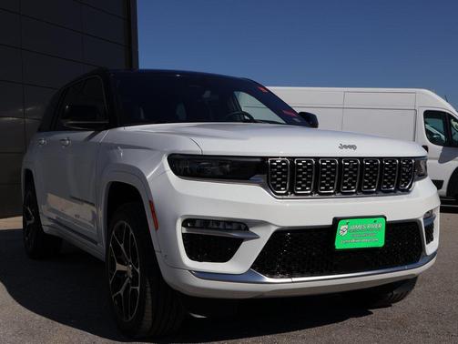 2024 Jeep Grand Cherokee Summit