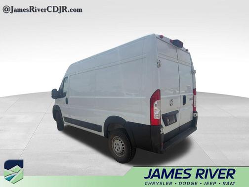 Bright White Clearcoat 2025 RAM ProMaster 2500 Tradesman