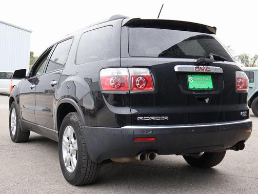 2011 GMC Acadia SLE