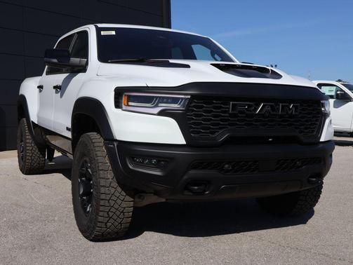 2026 RAM 1500 RHO Crew Cab 4x4 5'7' Box