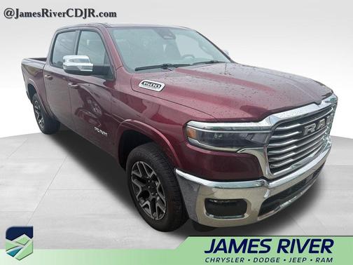 Delmonico Red Pearlcoat 2026 RAM 1500 Laramie