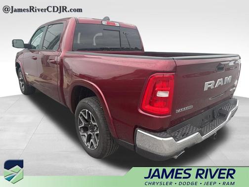 Delmonico Red Pearlcoat 2026 RAM 1500 Laramie