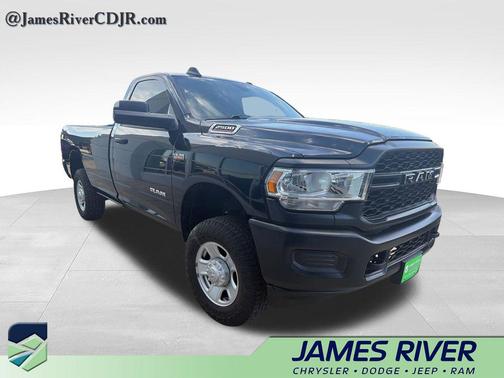 Diamond Black Crystal Pearlcoat 2022 RAM 2500 Tradesman Regular Cab 4x4 8' Box