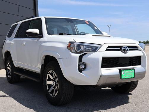 2024 Toyota 4Runner TRD Off Road