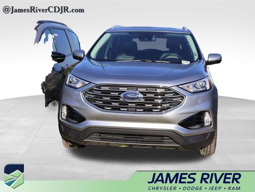 Silver Metallic 2020 Ford Edge SEL