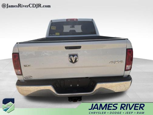 Bright White Clearcoat 2023 RAM 1500 Classic SLT
