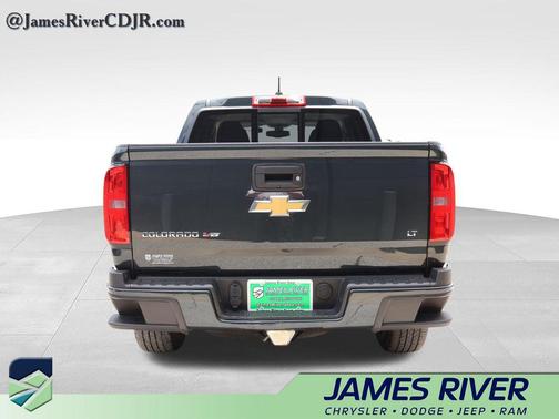 Graphite Metallic 2018 Chevrolet Colorado LT