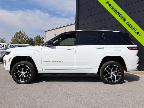 2022 Jeep Grand Cherokee 4xe Summit Reserve