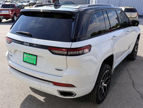 2022 Jeep Grand Cherokee 4xe Summit Reserve