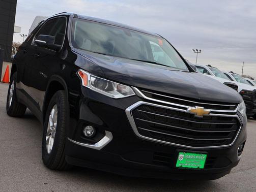 2021 Chevrolet Traverse LT Leather