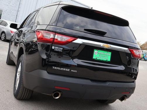 2021 Chevrolet Traverse LT Leather