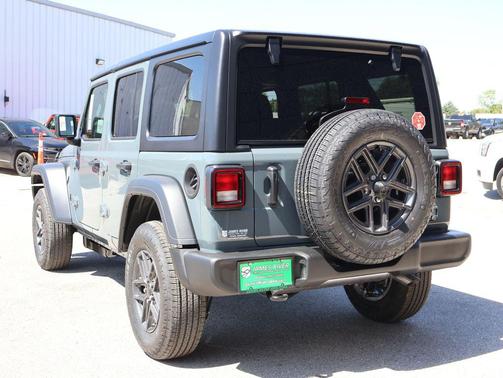 Anvil Clearcoat 2026 Jeep Wrangler Sport