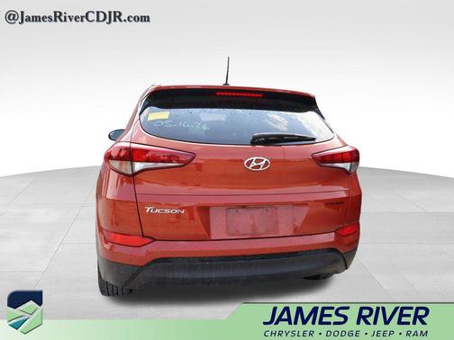 Sedona Sunset 2017 Hyundai TUCSON SE
