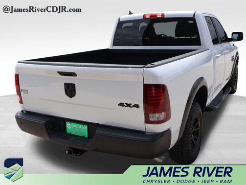 Bright White Clearcoat 2022 RAM 1500 Classic Warlock Quad Cab 4x4 6'4' Box