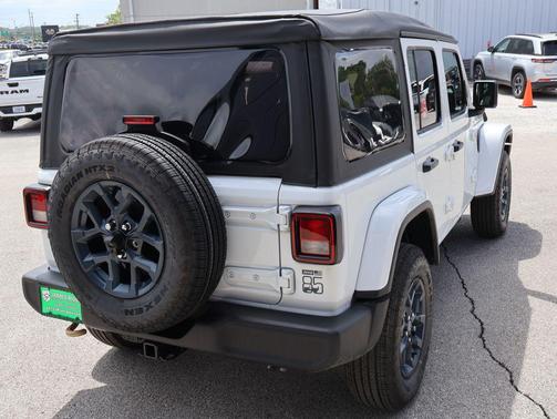 Bright White Clearcoat 2026 Jeep Wrangler 85th Anniversary