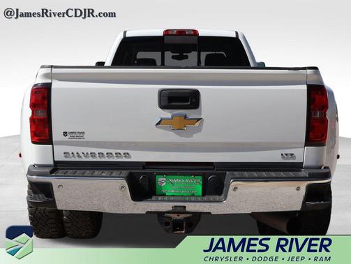 Summit White 2015 Chevrolet Silverado 3500 LTZ