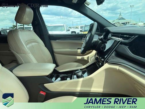 Bright White Clearcoat 2022 Jeep Grand Cherokee 4xe Base