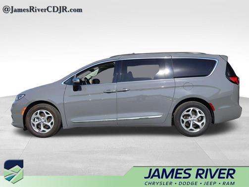 Ceramic Gray Clearcoat 2023 Chrysler Pacifica Limited