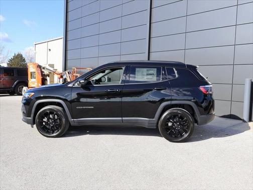 2025 Jeep Compass Latitude