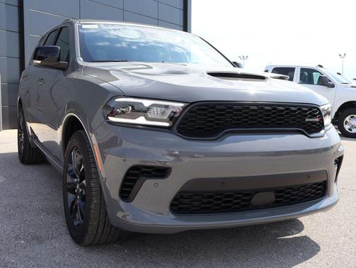 DB Black Clearcoat 2026 Dodge Durango GT Plus