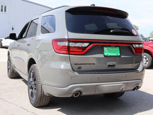 DB Black Clearcoat 2026 Dodge Durango GT Plus