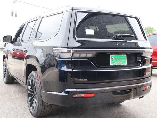 High Gloss Black 2026 Jeep Grand Wagoneer Summit Obsidian 4x4