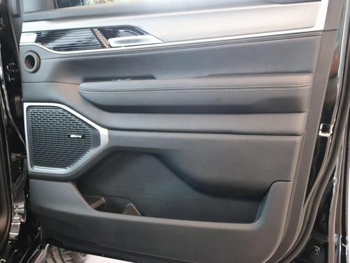 2026 Jeep Grand Wagoneer 4x4