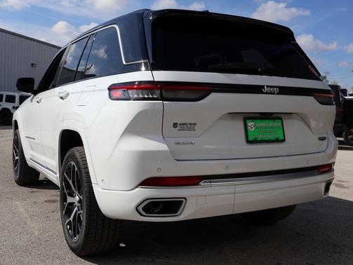 2025 Jeep Grand Cherokee Summit